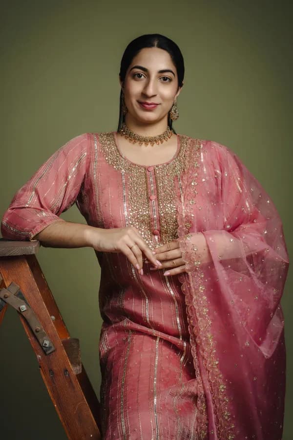 Dusty Rose Organza suit set thumbnail 3