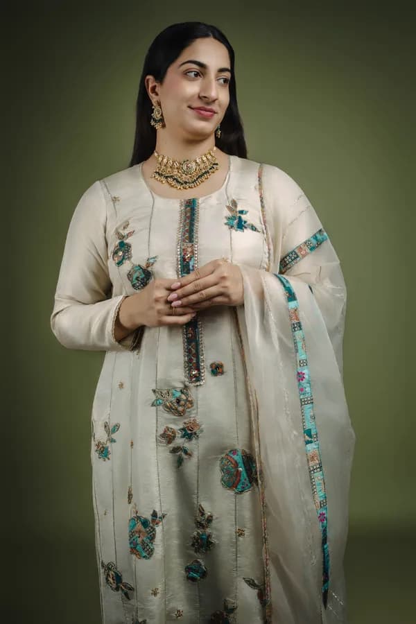 Leheria Tissue Suit Set thumbnail 3